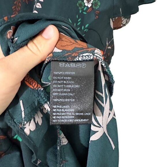 Urban Outfitters green short sleeve romper size M - Picture 7 of 8